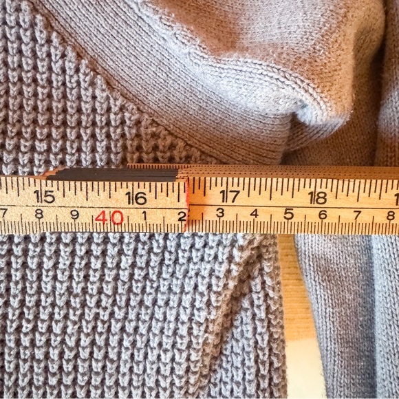 Athleta Gray Zip Front Knit Hoodie Sweater Women’s L - Picture 11 of 11